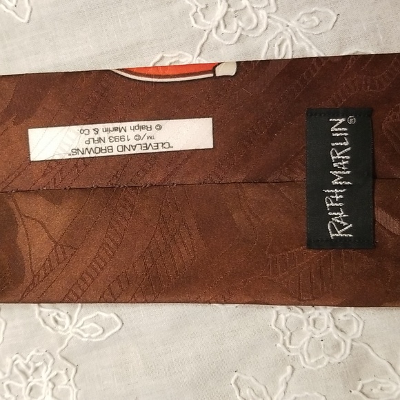 Vintage Ralph Marlin Cleveland Browns tie - Picture 3 of 3